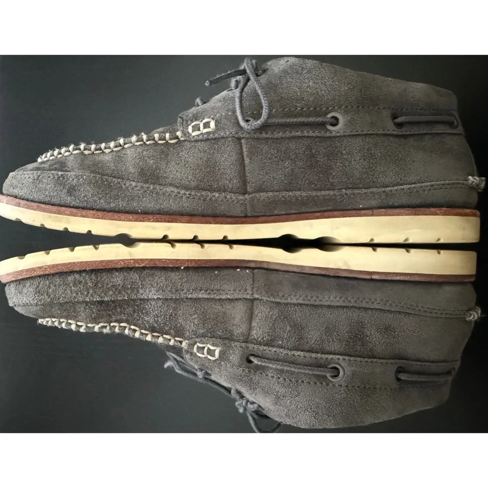 Timberland Abington Chukka Boot Mens 9.5M Gray Suede Lace-Up‎ Vibram Outsole